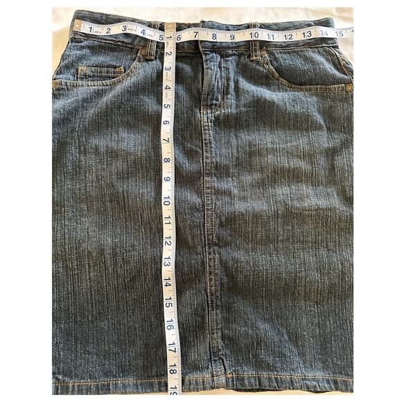 Tex by Max‎ Azria Denim Skirt size 2 - Picture 4 of 4